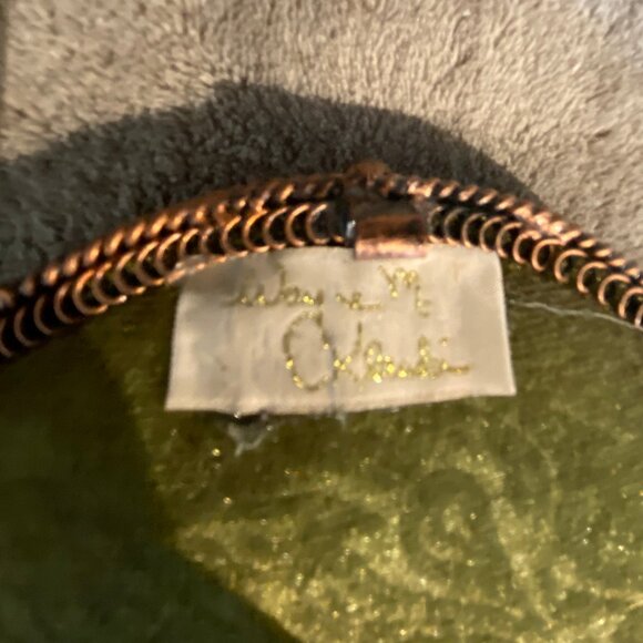 Wayne M. Kleski Viintage Victorian Clock Velvet, Metal, Floral Embellishment - Picture 8 of 8